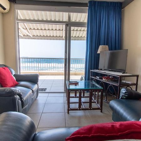 Appartamento 10 Bronze Bay Umhlanga Rocks Durban Esterno foto